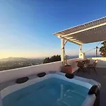 Karpimo North - Boutique With Sunset View & Private Jacuzzi Villa