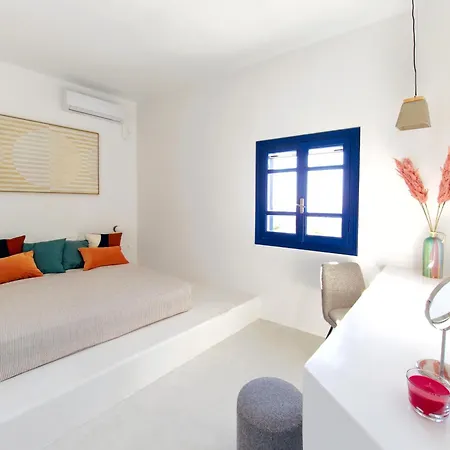 Karpimo North - Boutique With Sunset View & Private Jacuzzi Villa *