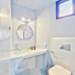 Karpimo North - Boutique With Sunset View & Private Jacuzzi Villa *