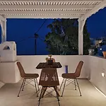 Villa Karpimo North - Boutique With Sunset View & Private Jacuzzi Fira (Santorini)