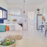Karpimo North - Boutique With Sunset View & Private Jacuzzi