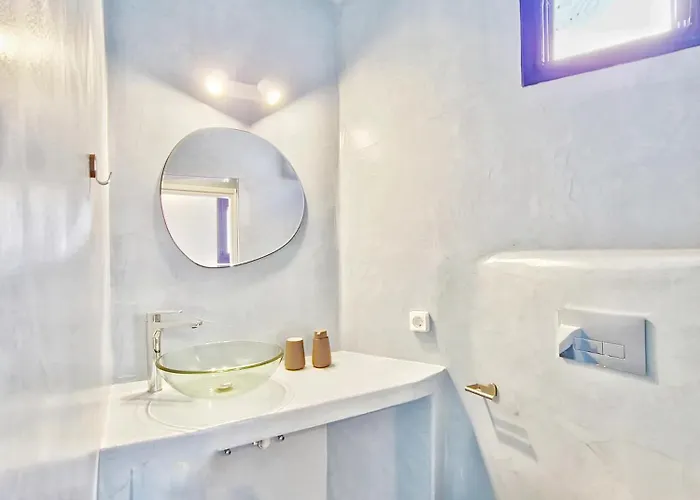 Karpimo North - Boutique With Sunset View & Private Jacuzzi Villa *