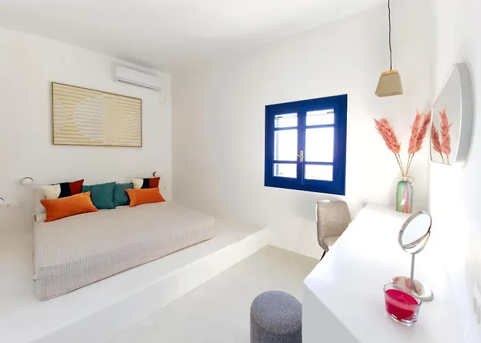 Karpimo North - Boutique With Sunset View & Private Jacuzzi Villa *