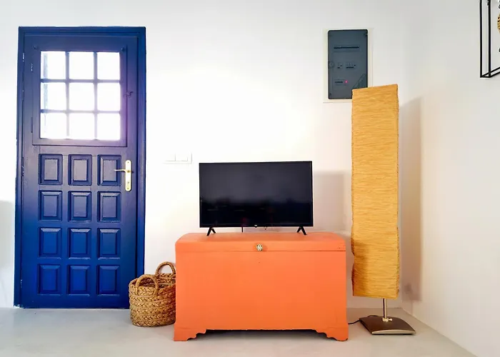 Karpimo North - Boutique With Sunset View & Private Jacuzzi Villa